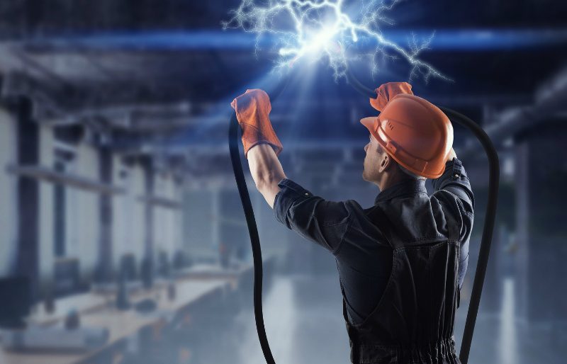 Where to Search For Top Electricians For Electrical Repairing Tasks